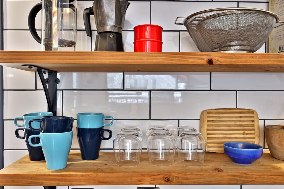 House, 4 Bedrooms | Coffee and/or coffee maker