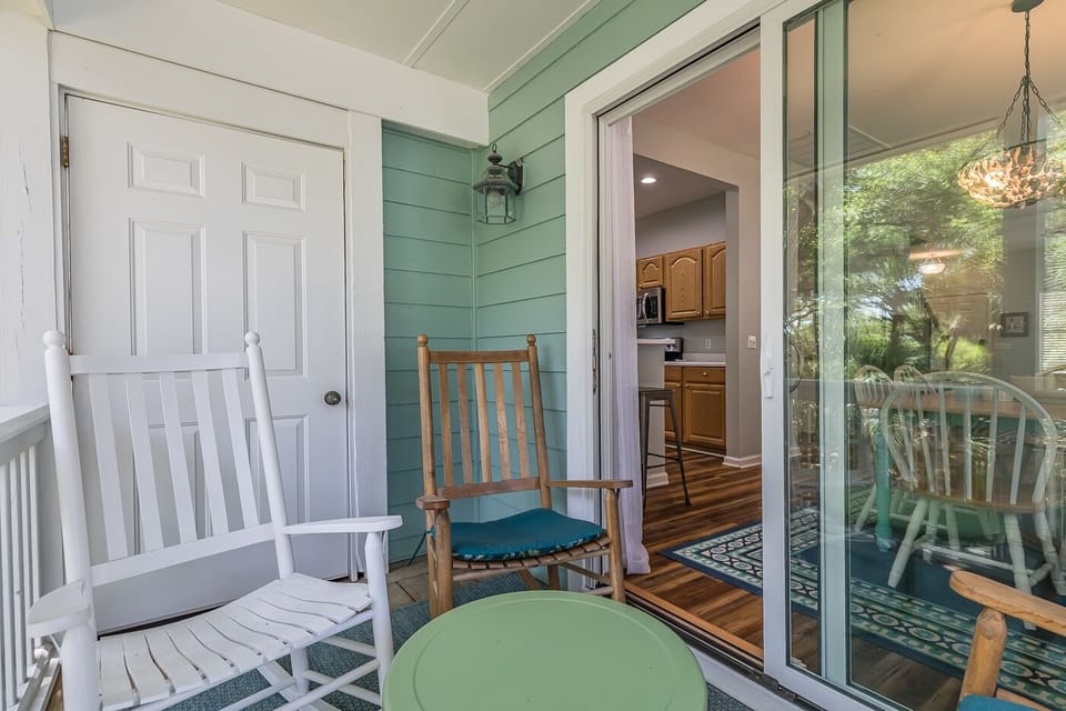 Screened Porch