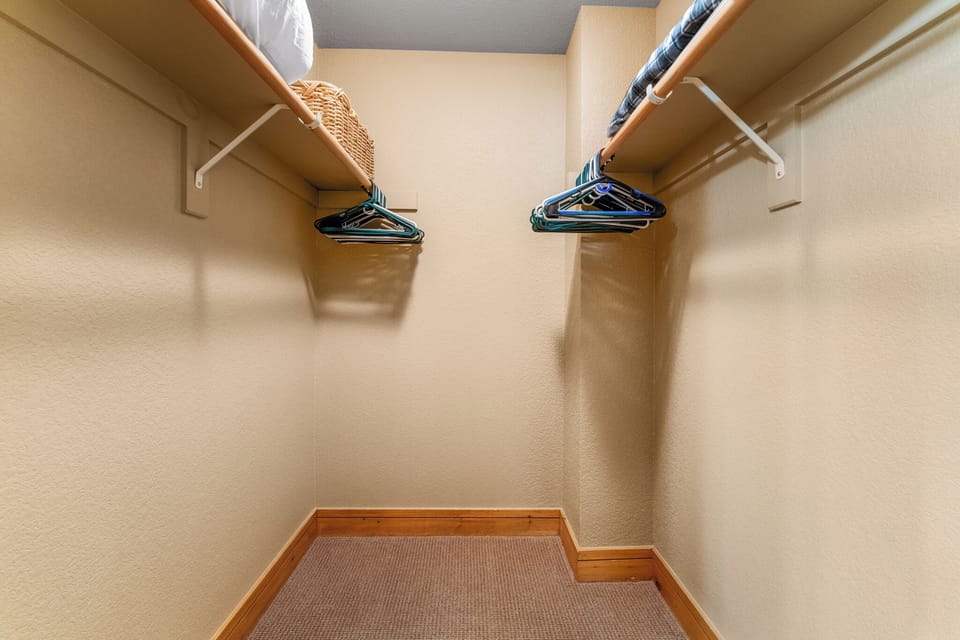Studio (4 Bedrooms) | Property amenity