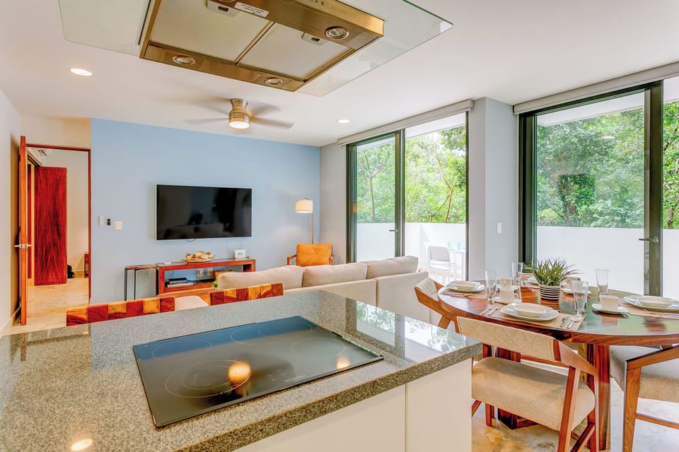 Comfort Apartment, Balcony | Private kitchen