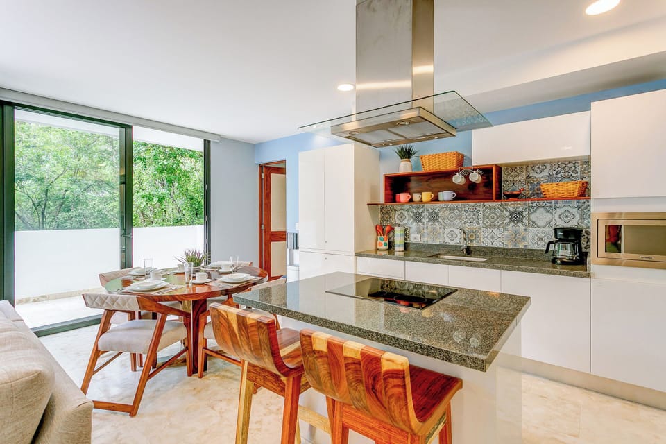 Comfort Apartment, Balcony | Private kitchen