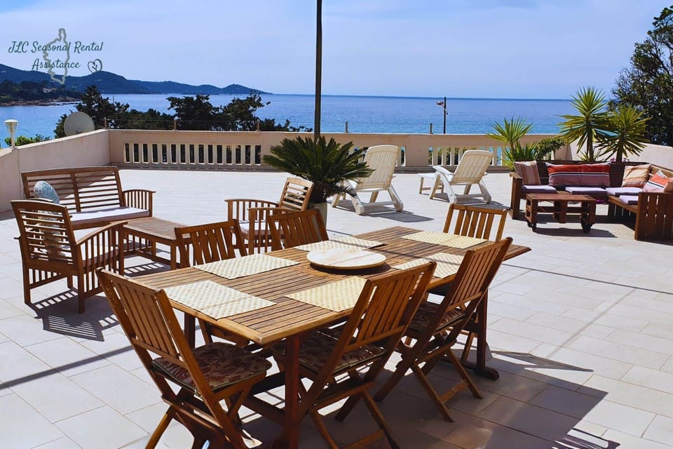 155‑m²‑Terrace with a sea view