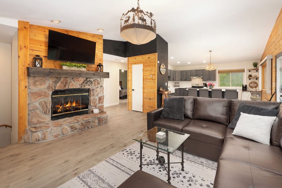 Wood Fireplace, HDTV