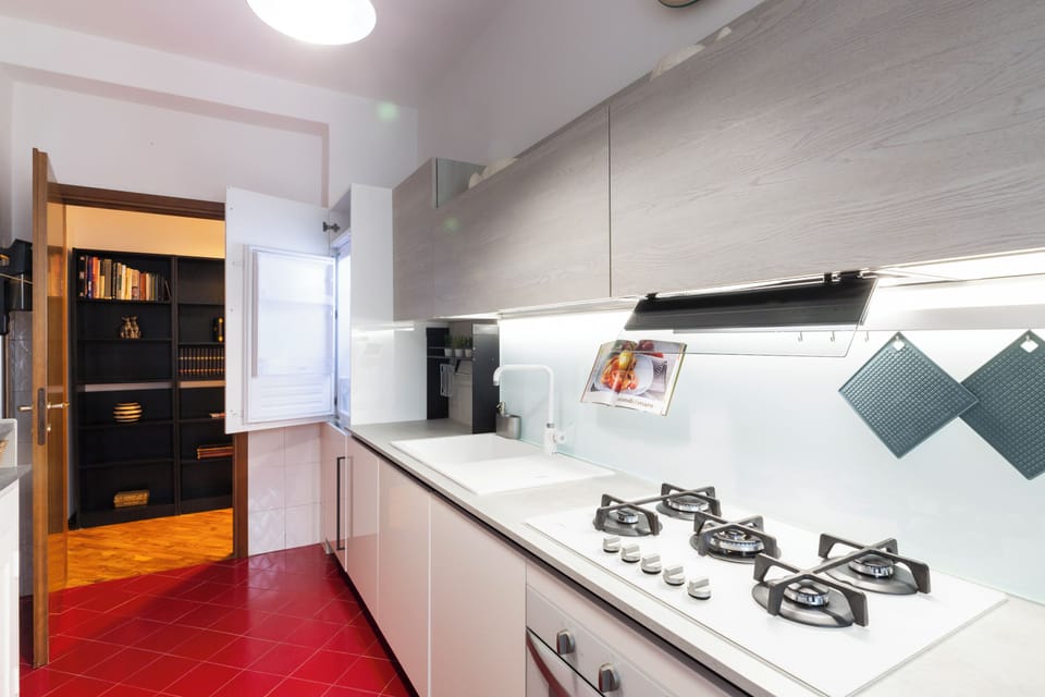 Comfort Apartment | Private kitchen | Full-size fridge, oven, stovetop, dishwasher