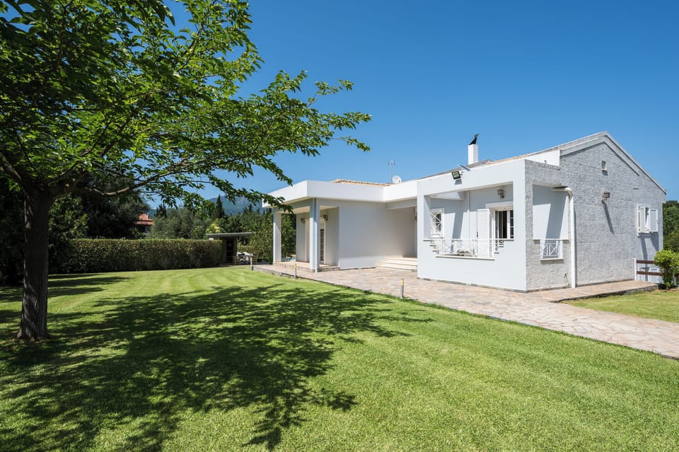 Comfort Villa, Private Pool, Garden View | Garden view