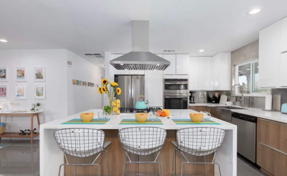 House | 4 bedrooms, high-speed internet