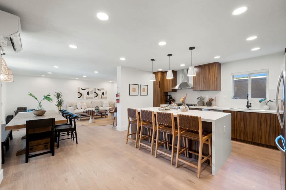 House, Accessible | 9 bedrooms, desk, Internet