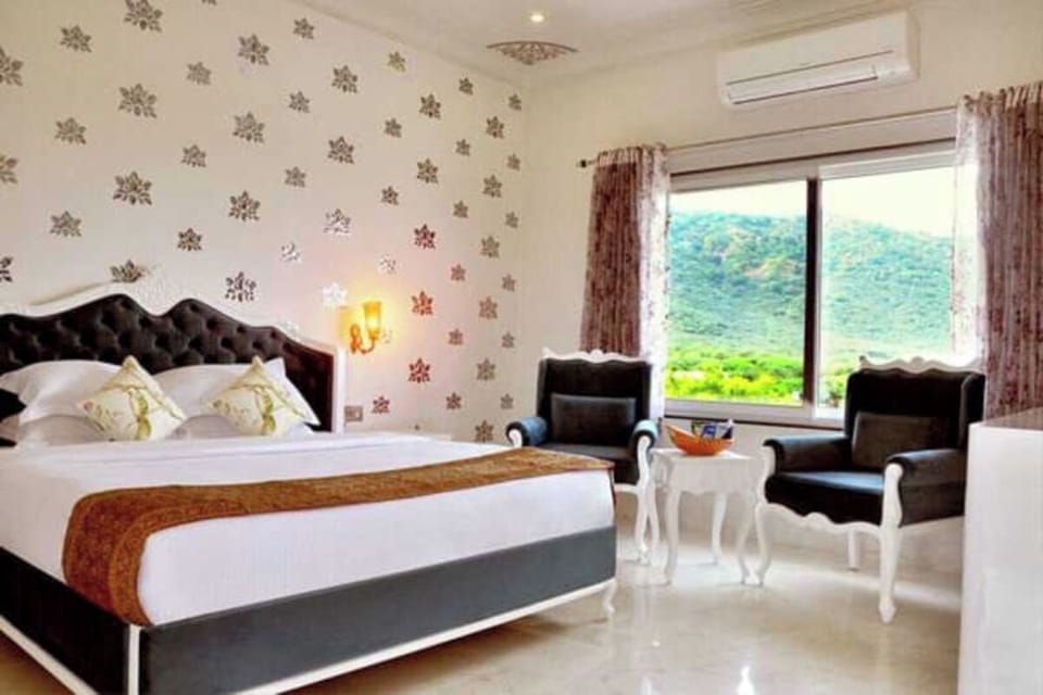 5 bedrooms, free WiFi