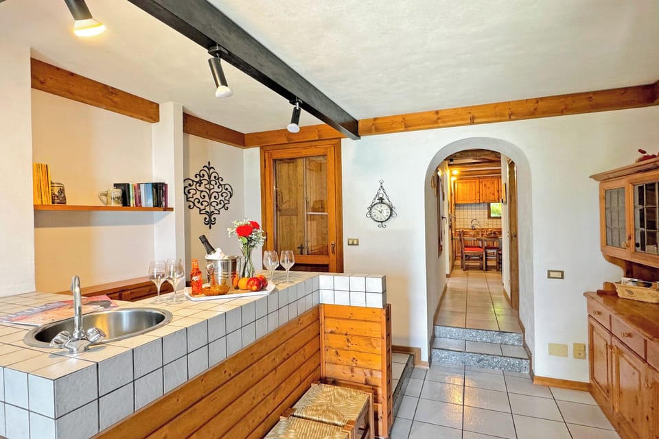 Family Townhome, 2 Bedrooms, Terrace, Mountainside (Villetta Alessia) | Private kitchen