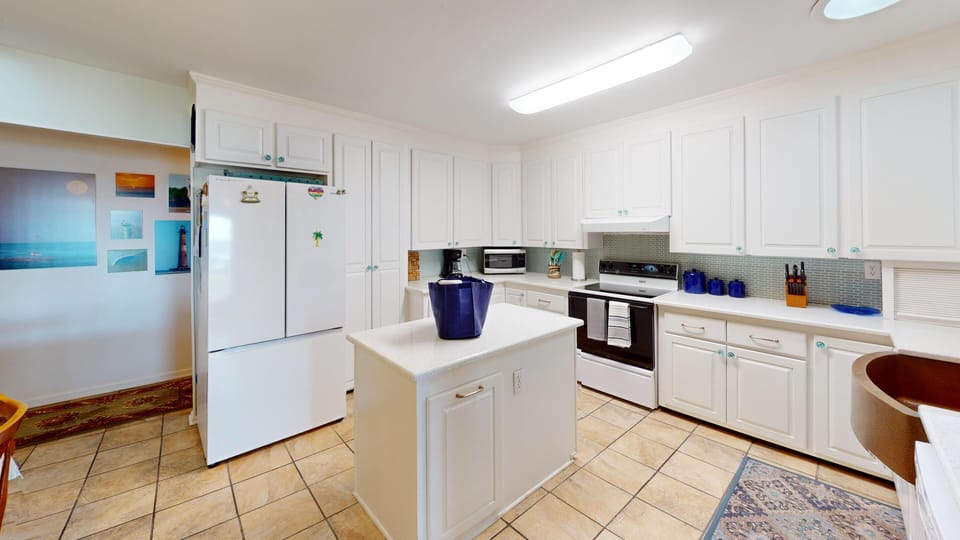 Marsh-Gayz-Kitchen
