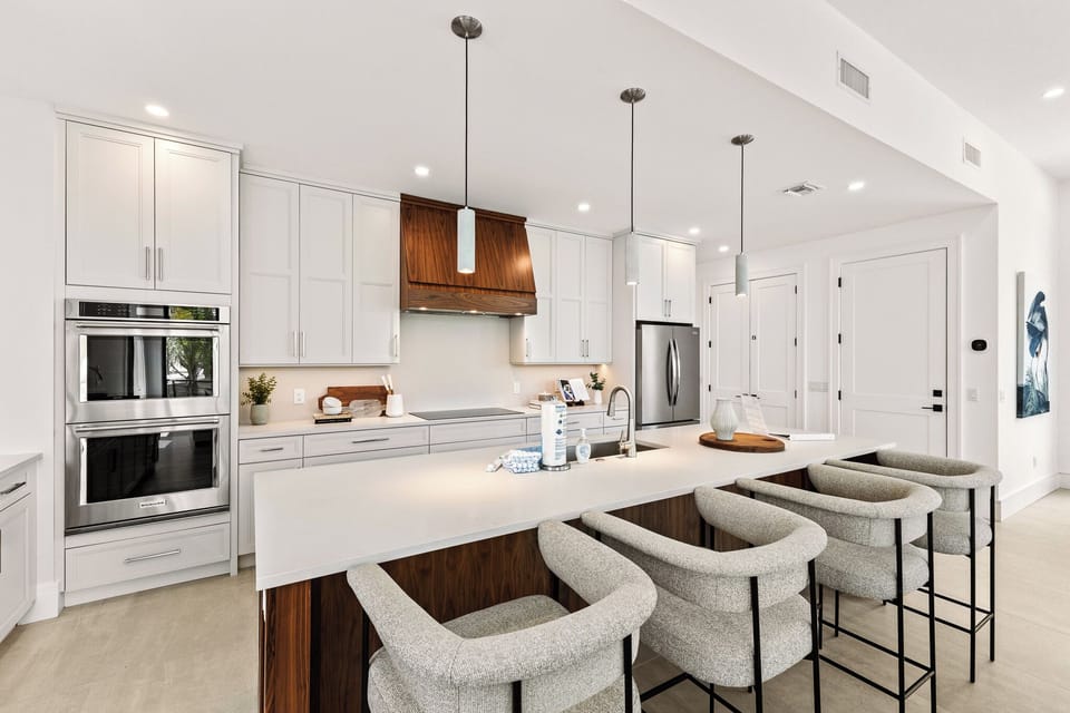 Kitchen, Breakfast Bar