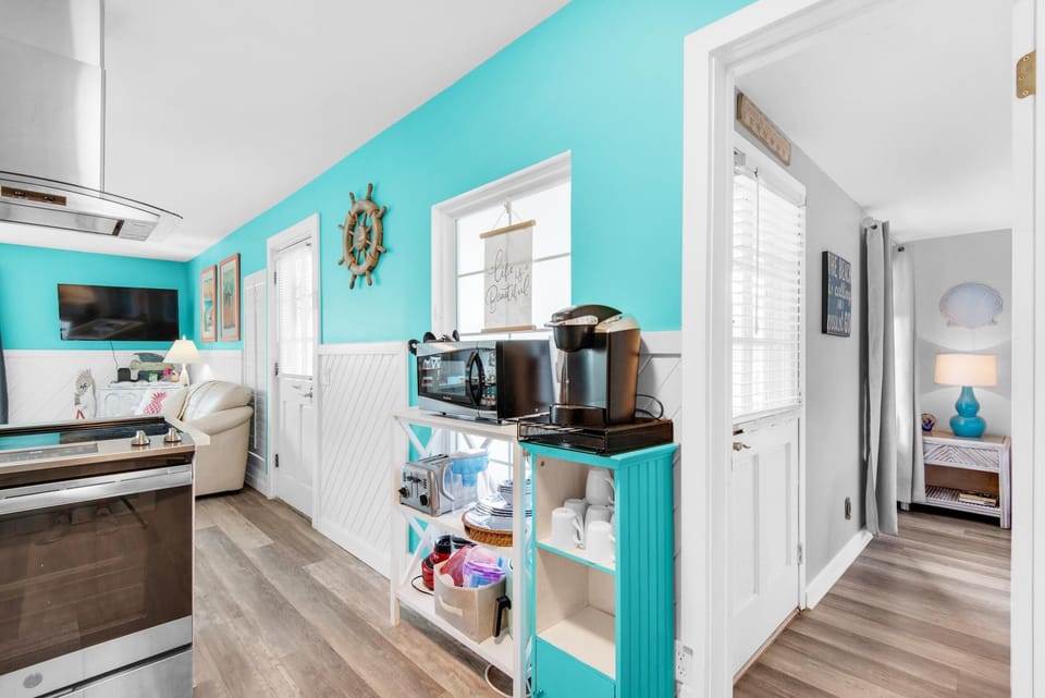 Condo, Multiple Beds (200 Steps to the Beach) | Interior