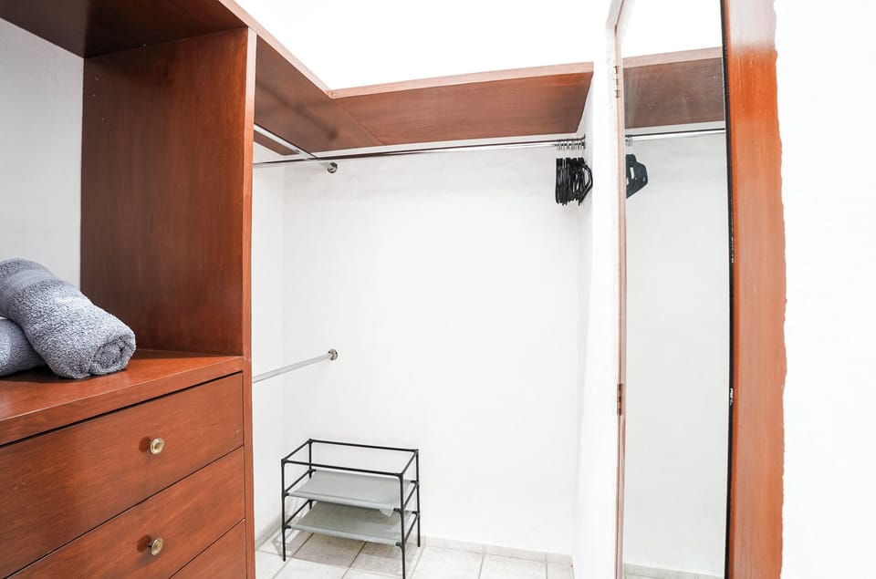 Family House, 4 Bedrooms, Private Pool, Pool View | Bathroom