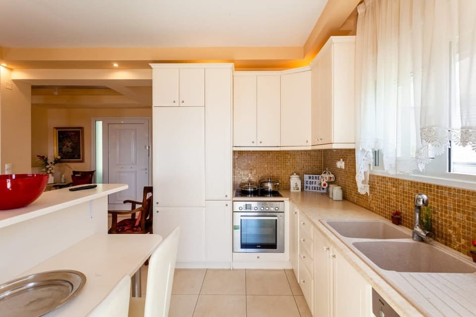 House | 3 bedrooms, Internet