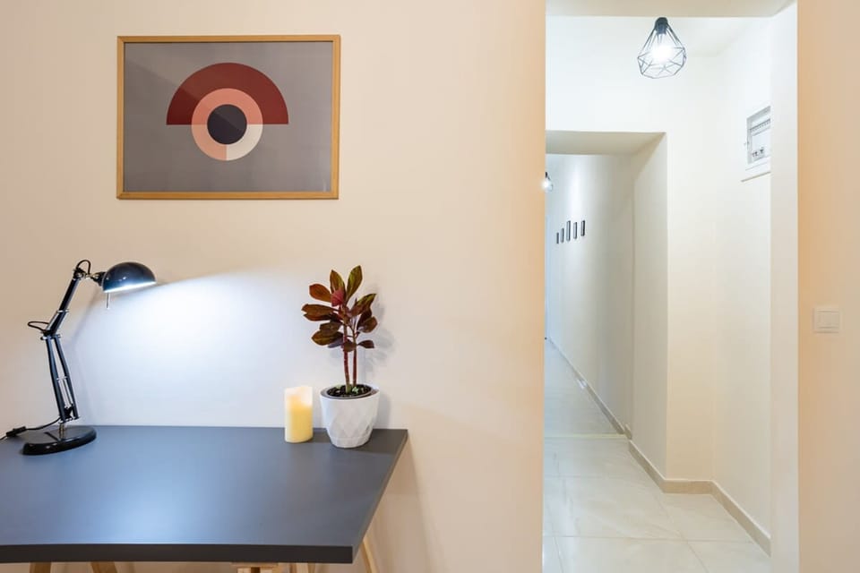 House | 3 bedrooms, desk, Internet