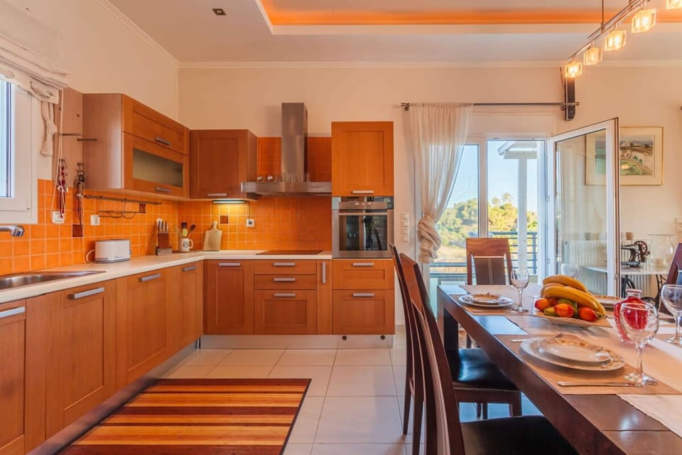 House | 4 bedrooms, Internet