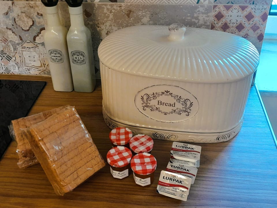 House | 3 bedrooms, desk, Internet