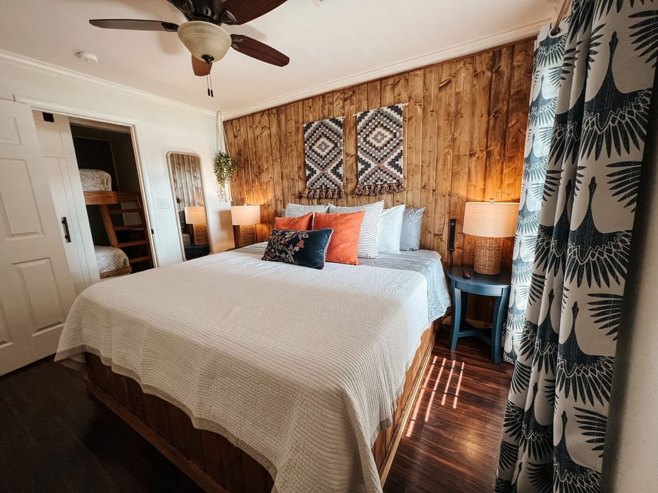Bungalow Bedroom