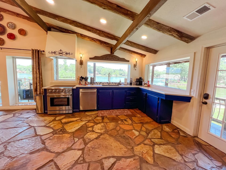 Villa Kitchen