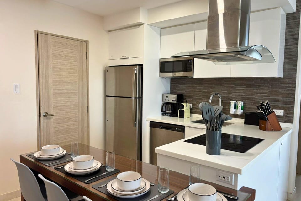 A convenient bar attached, perfect for casual dining
