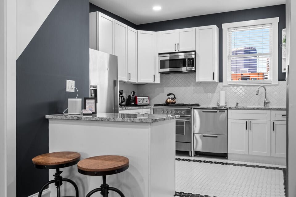 Kitchen has everything you need for cooking and dining.