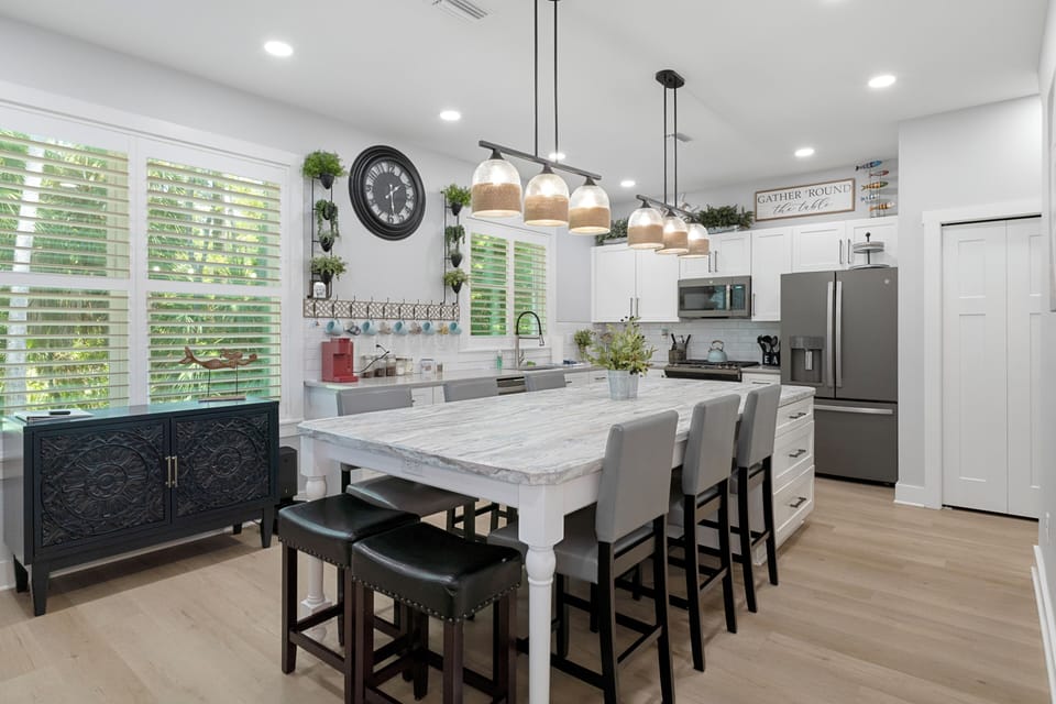 The kitchen with its large ding area. Great for family and friends to gather