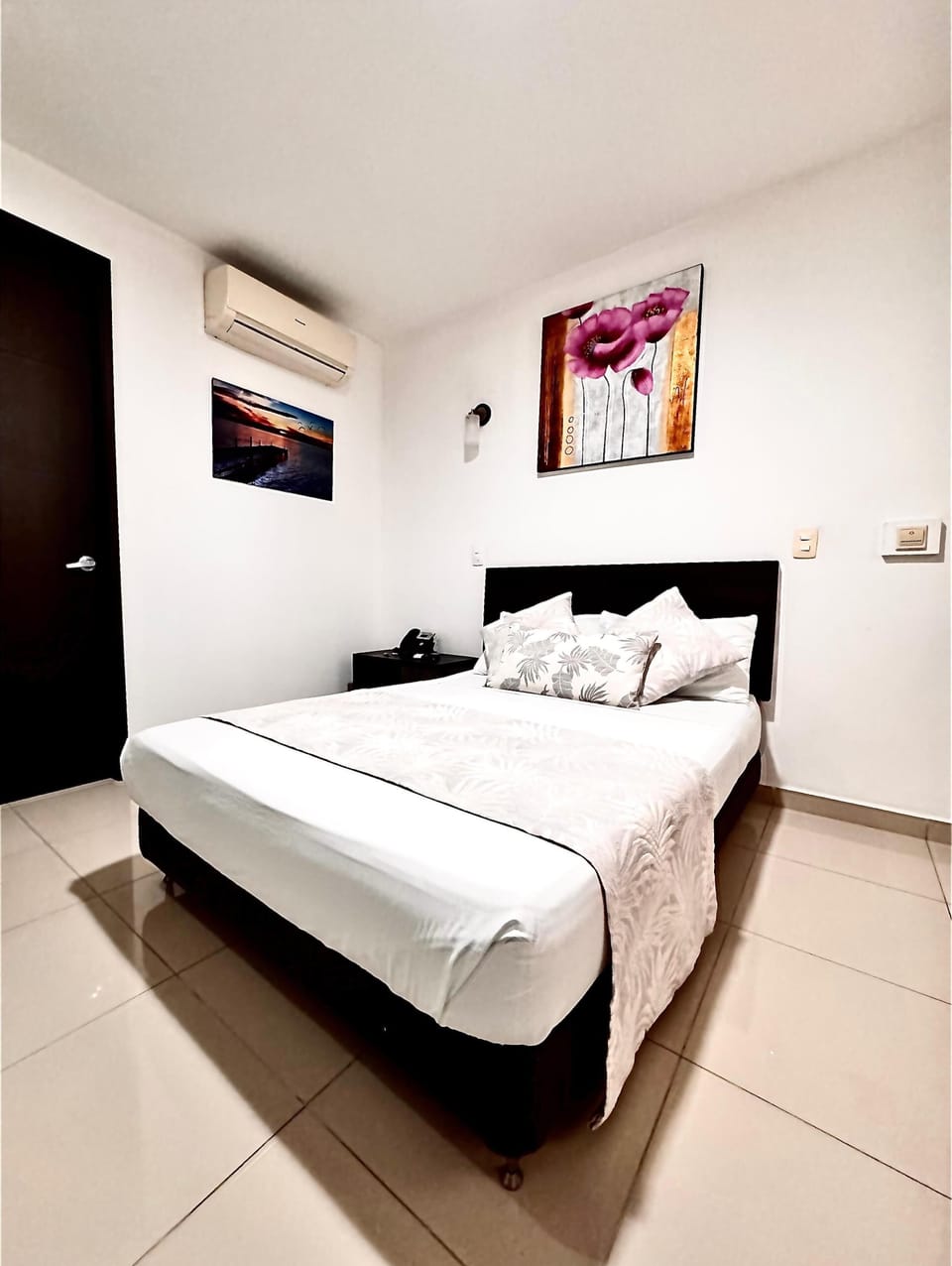 Business Single Room | Soundproofing, WiFi (free)