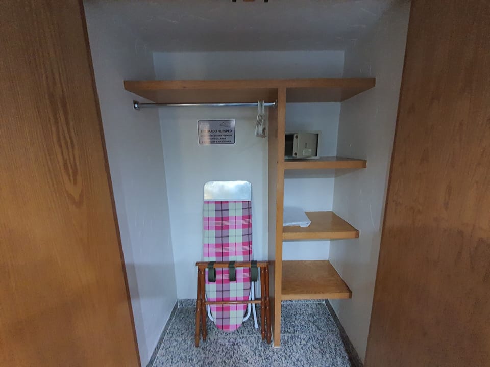 Egyptian cotton sheets, premium bedding, down comforters