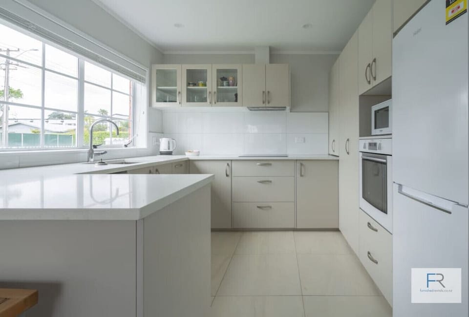 Fully equipped modern kitchen
