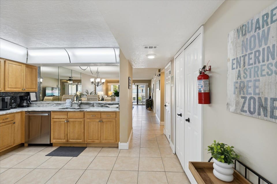 Spacious condo unit