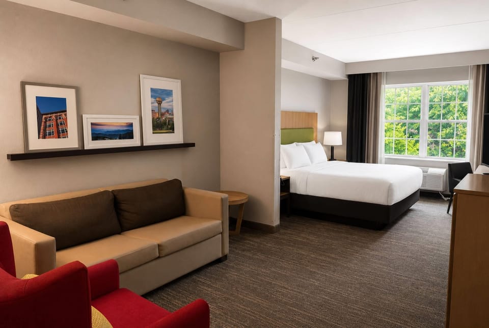 Premium bedding, down comforters, pillowtop beds, desk