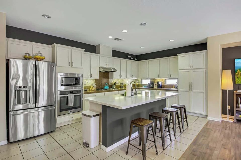 Complete kitchen with modern appliances