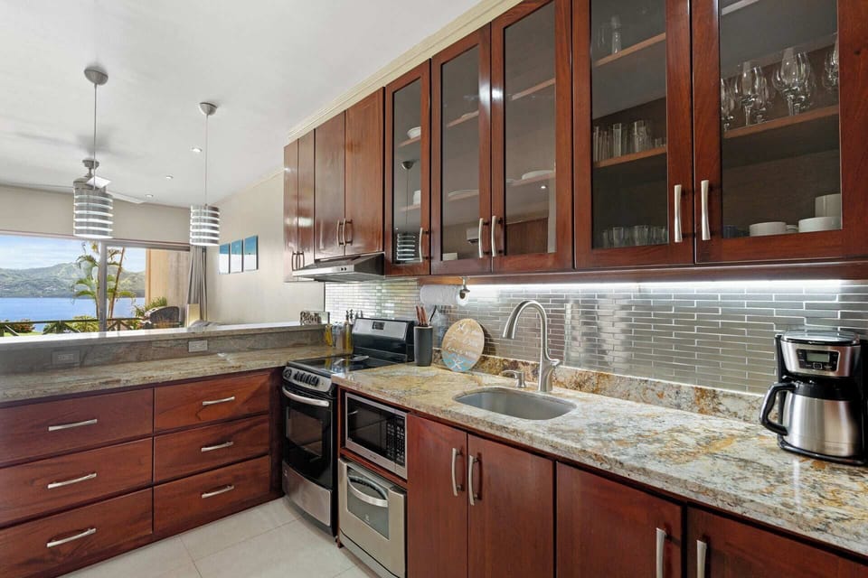 Very equipped Kitchen