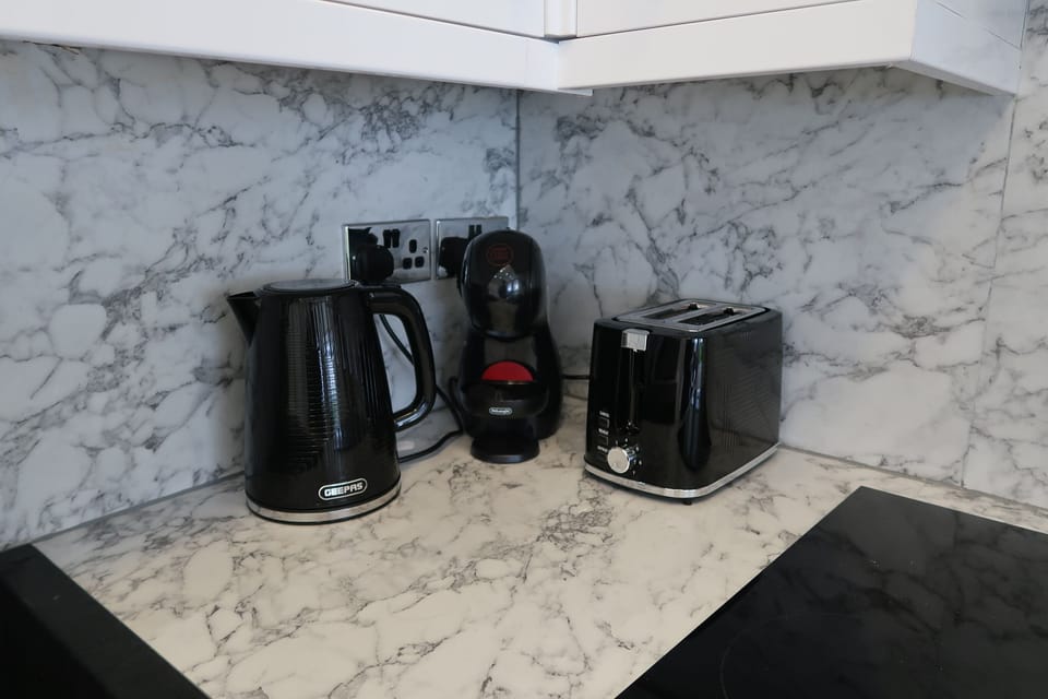 Toaster,Kettle,Coffee machine