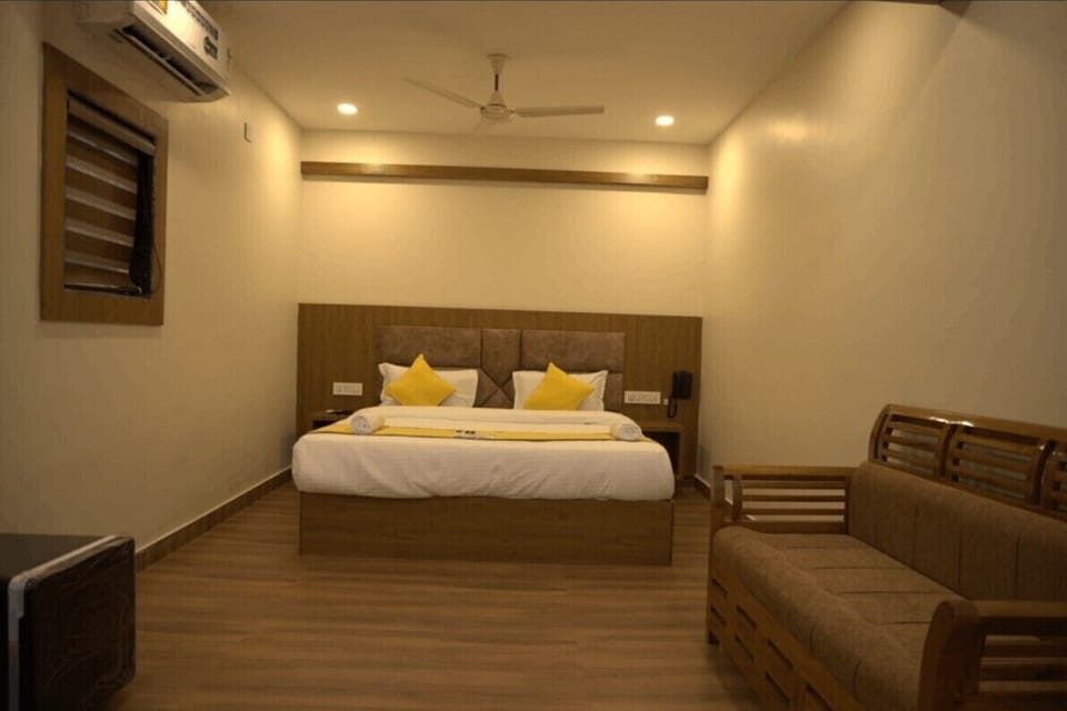 Deluxe Suite | Soundproofing, iron/ironing board, free WiFi