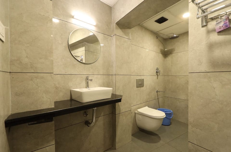 Shower, towels, soap
