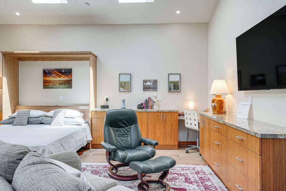 Apartment (0 Bedroom) | Interior