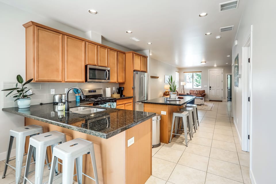 House (4 Bedrooms) | Interior