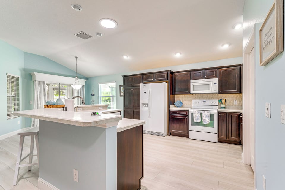 House (3 Bedrooms) | Interior
