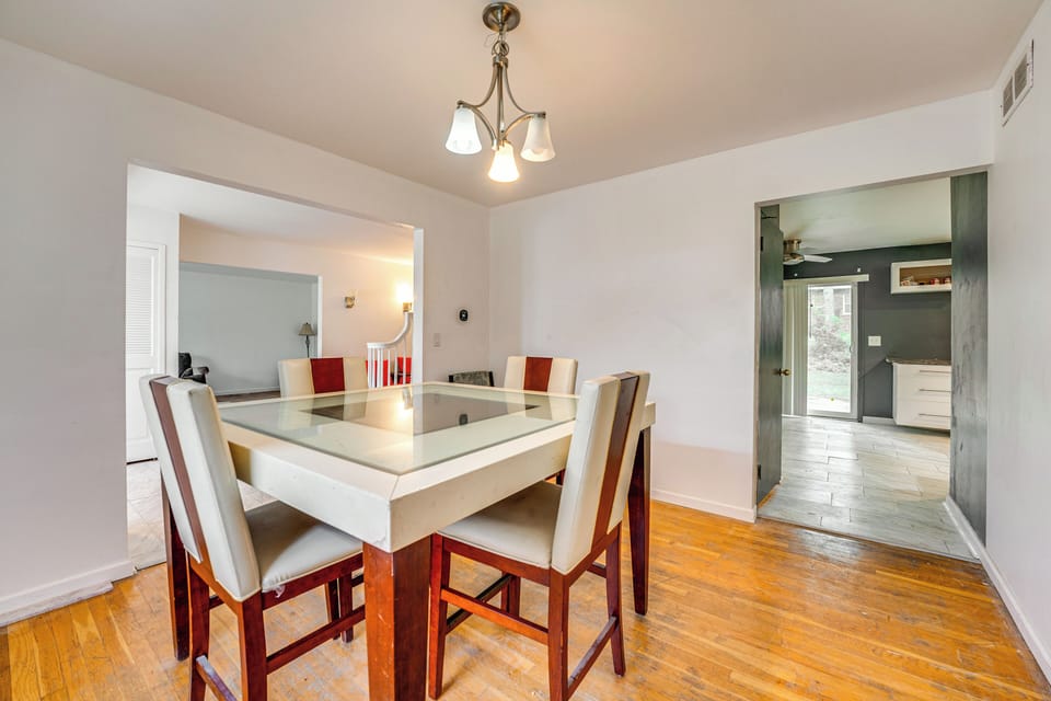 House (4 Bedrooms) | Interior