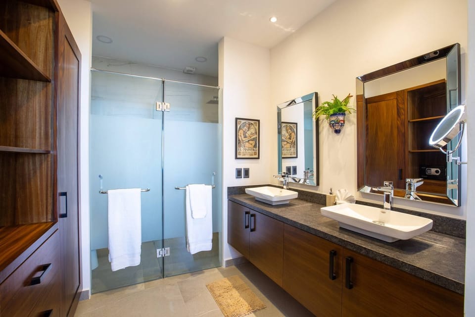 Spacious master bathroom with dual-sink