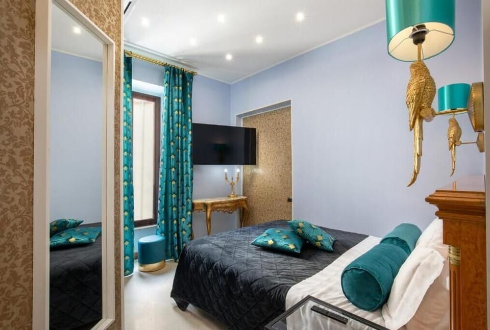 Club Double Room | Premium bedding, down comforters, in-room safe, desk