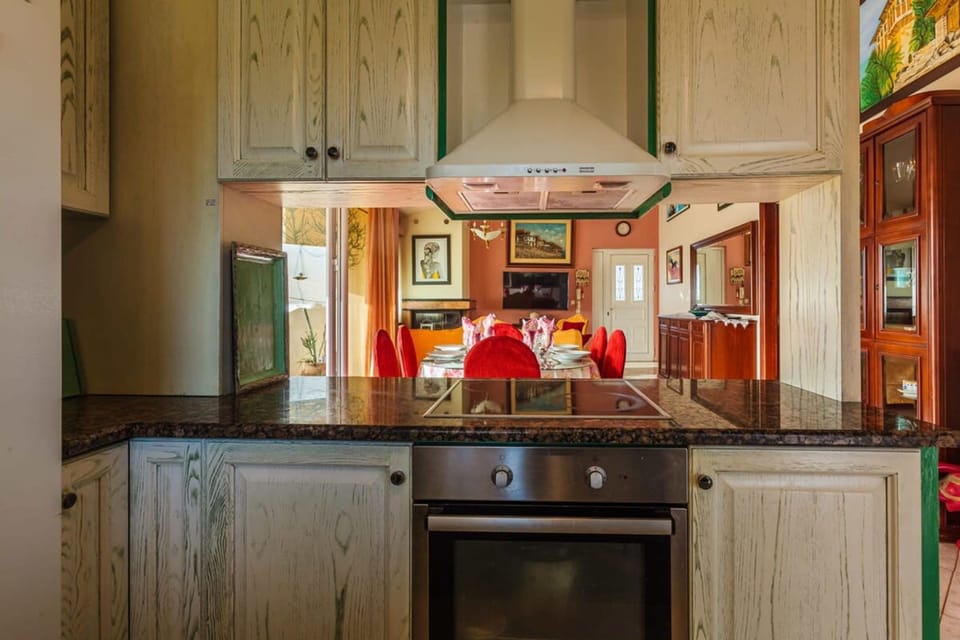 House | 3 bedrooms, Internet