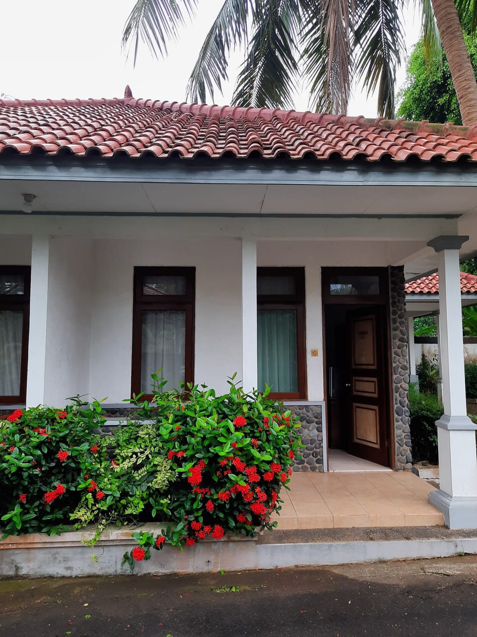 Standard Room, Park View | 8 bedrooms, bed sheets