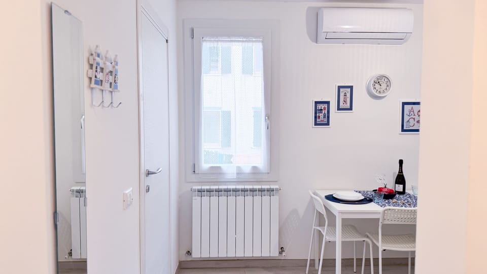 House | 1 bedroom