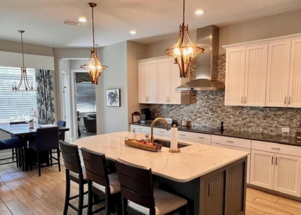 Gourmet, Fully Equipped Kitchen
