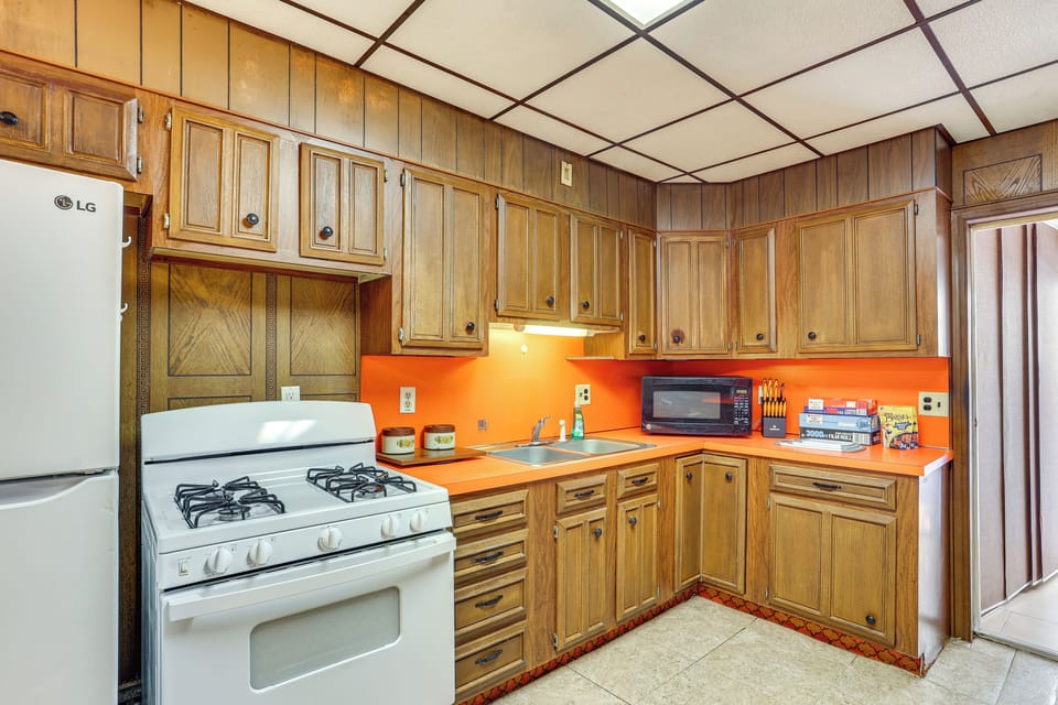 Kitchen | 1st Floor | Cooking Basics | Spices