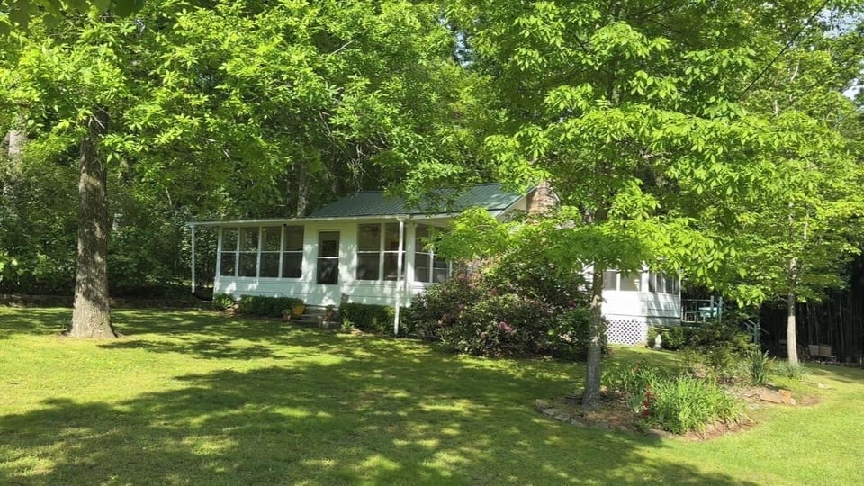 Boho Mountain Cottage on Mimosa Street | Cloudland Community near Mentone