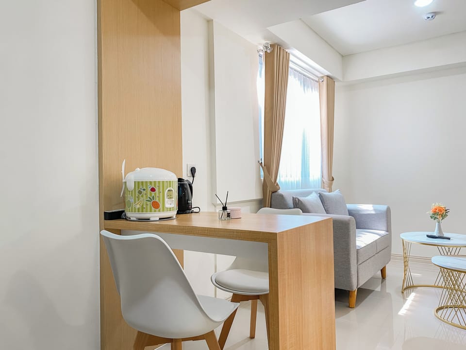 Deluxe Apartment | Living area