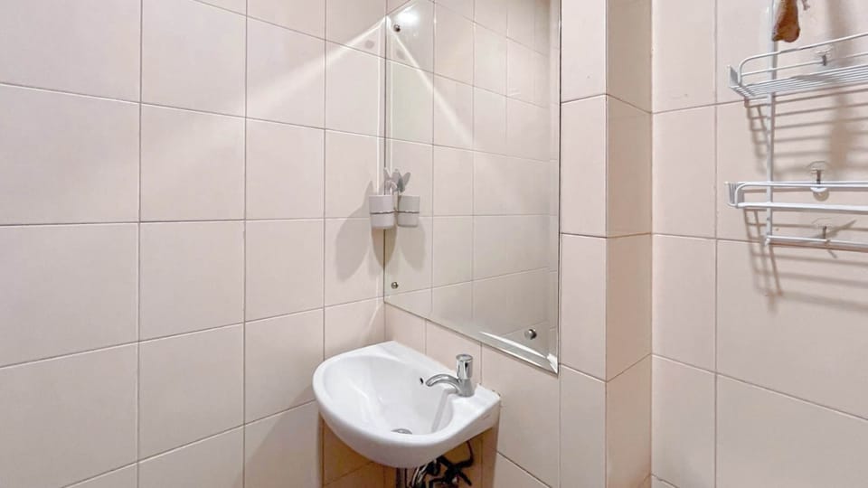 Comfort Studio Room At Vida View Apartment Apartment in Indonesia